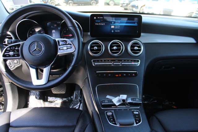 Used 2021 Mercedes-Benz GLC 300 image 12
