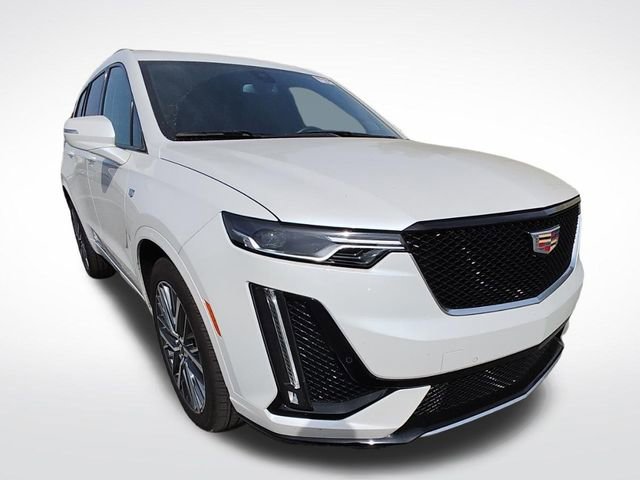 Used 2025 Cadillac XT6 Sport image 2