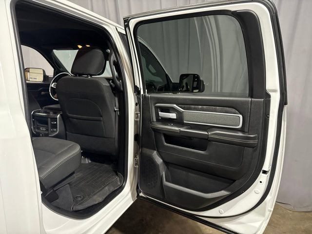 Used 2022 RAM 3500 Big Horn w/ Level C Equiment Group AWD/4WD image 34