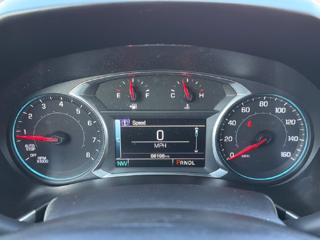 Used 2018 Chevrolet Equinox Premier FWD image 11