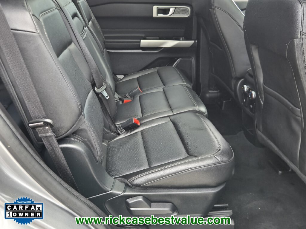 Used 2021 Ford Explorer Limited w/ Equipment Group 301A RWD image 18