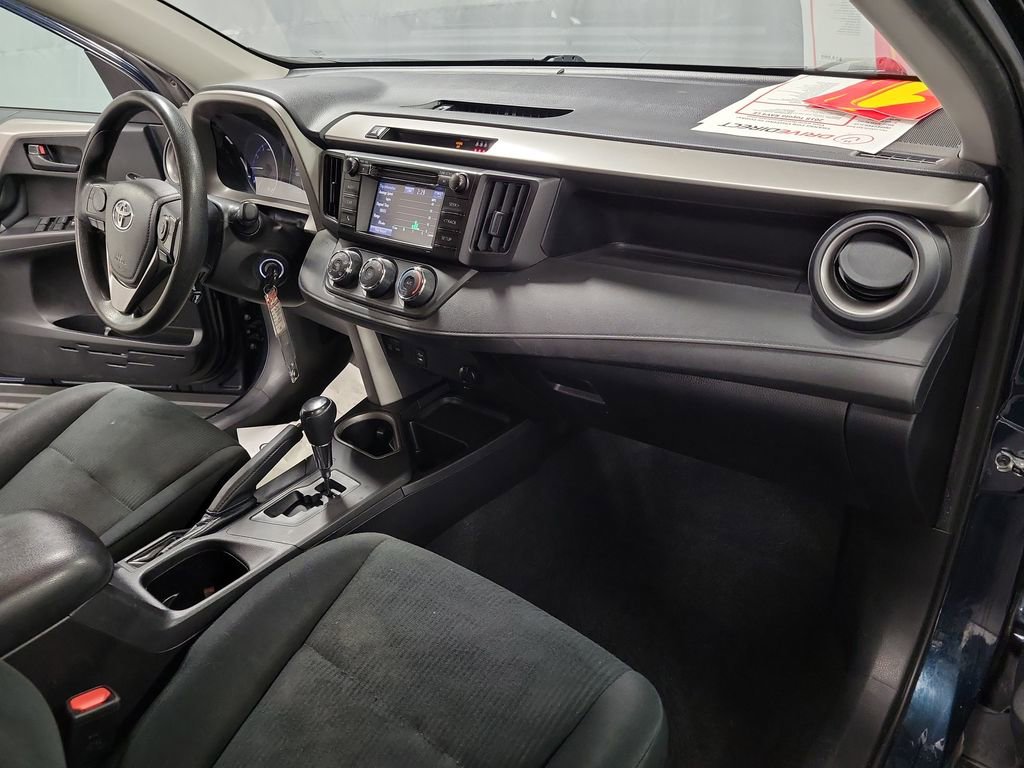 Used 2018 Toyota RAV4 LE image 23