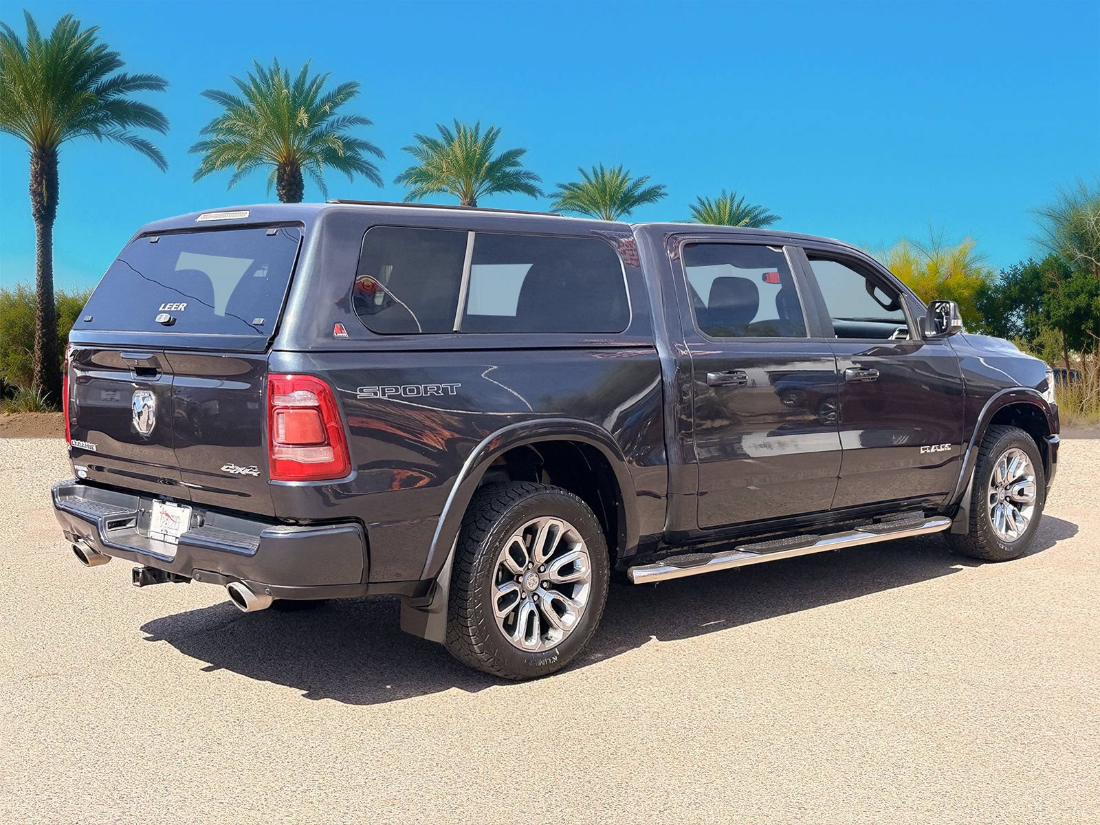 Used 2020 RAM 1500 Laramie w/ Sport Appearance Package AWD/4WD image 5