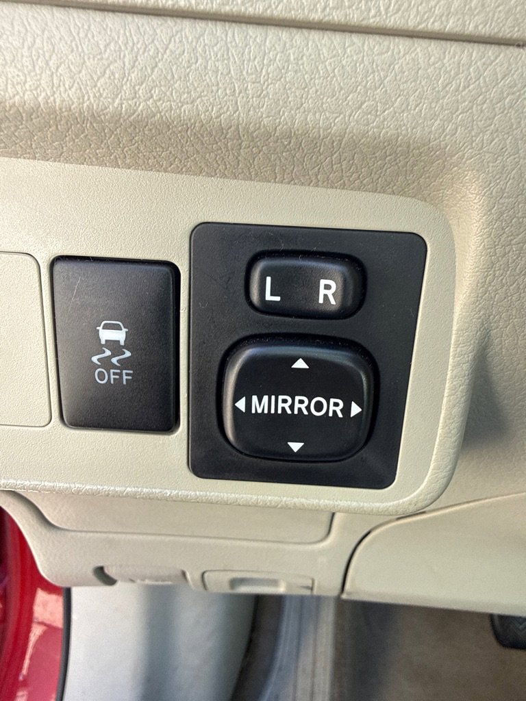 Used 2010 Toyota Corolla CE image 14