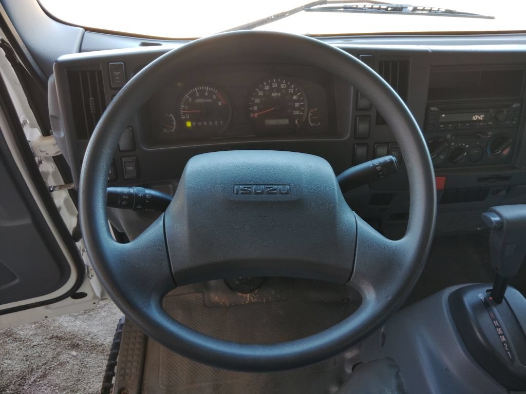 Used 2020 Isuzu NPR RWD image 22