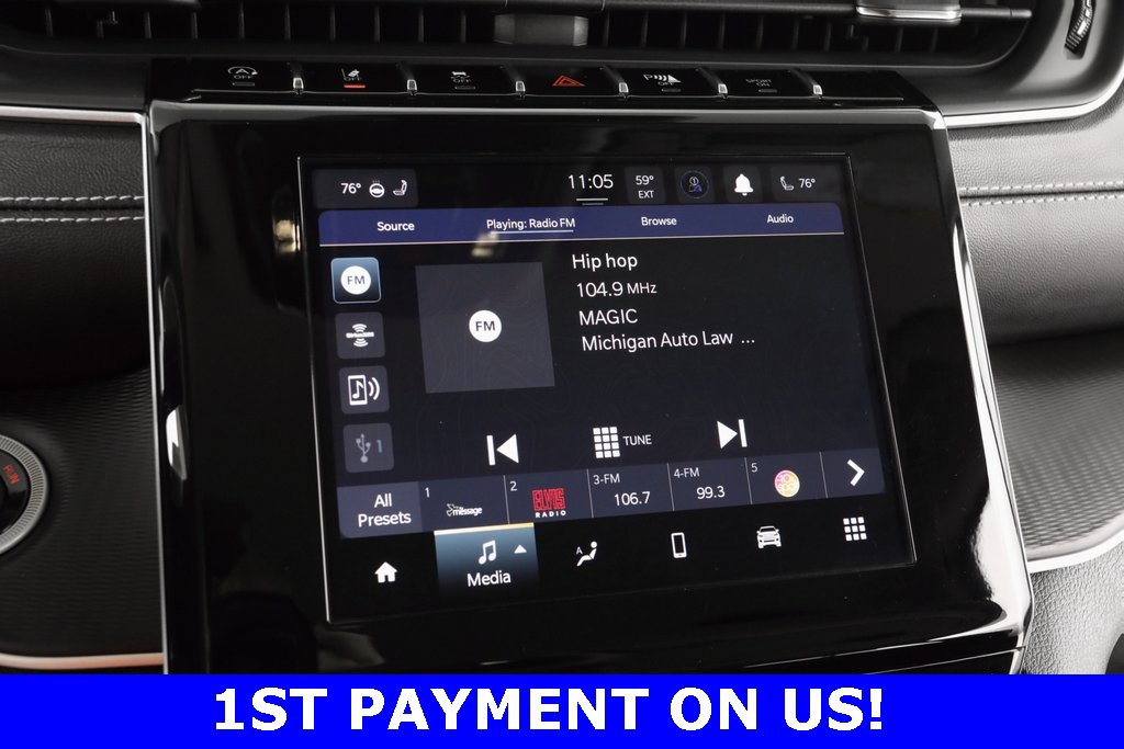 Certified 2023 Jeep Grand Cherokee Laredo w/ Luxury Tech Group I image 33