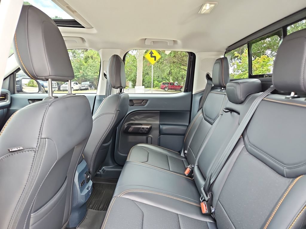 Used 2025 Ford Maverick Tremor AWD/4WD image 29