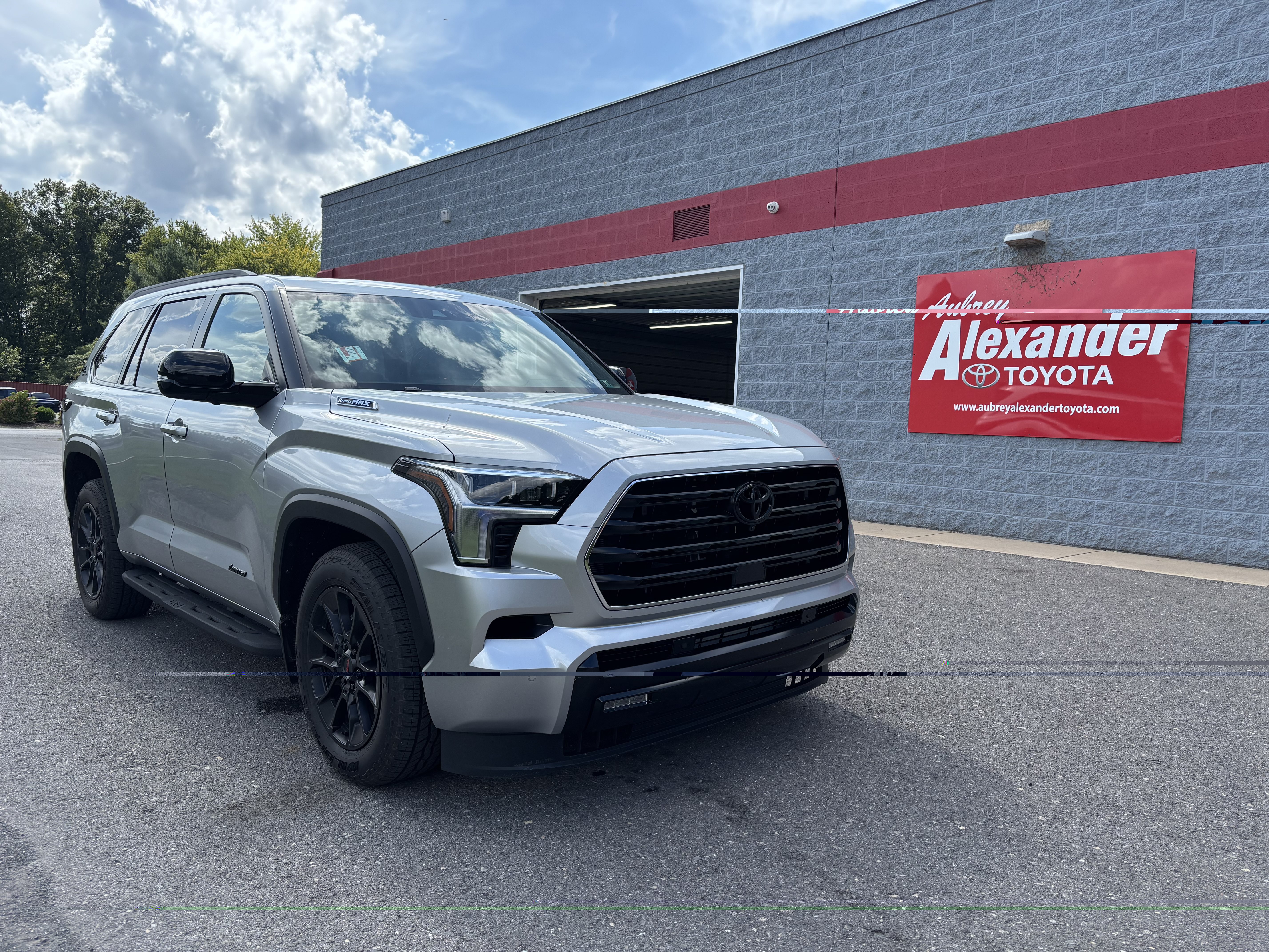Used 2025 Toyota Sequoia Limited w/ TRD Off-Road Package AWD/4WD image 1