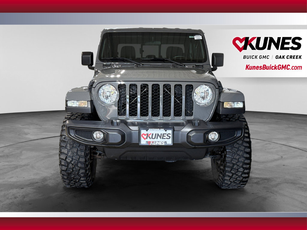 Used 2021 Jeep Gladiator Sport AWD/4WD image 2
