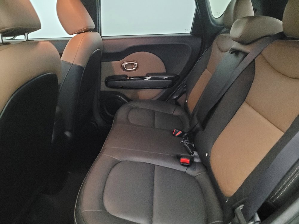 Used 2016 Kia Soul + w/ Audio Package image 18