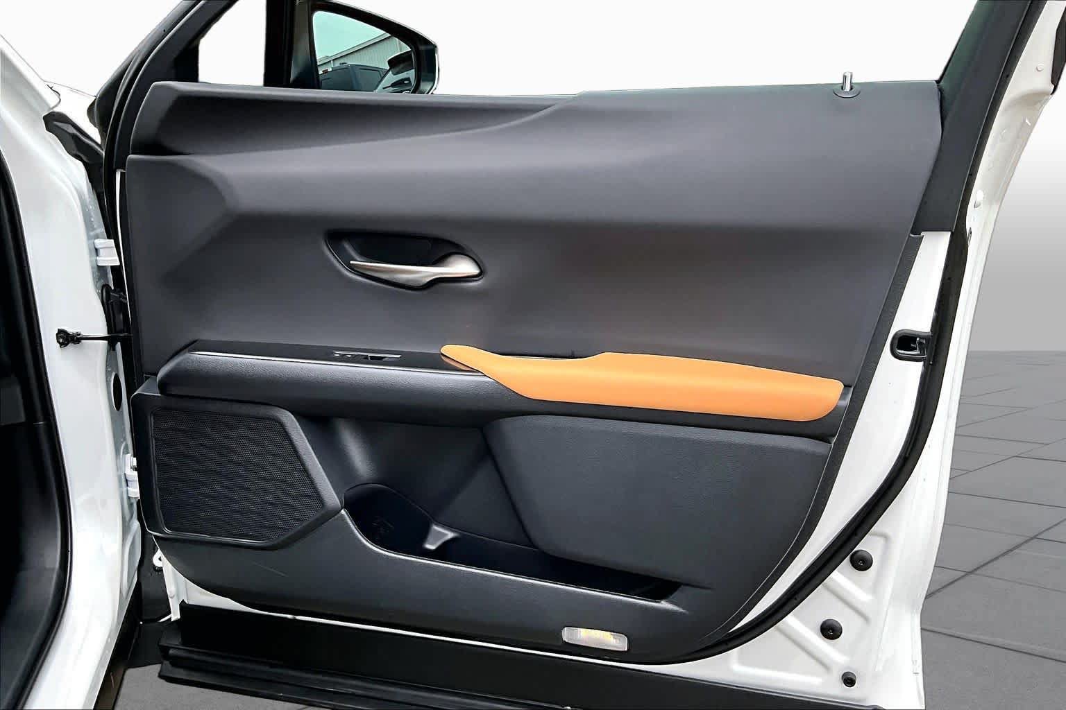 Used 2025 Lexus UX 300h FWD w/ Cold Area Package image 23