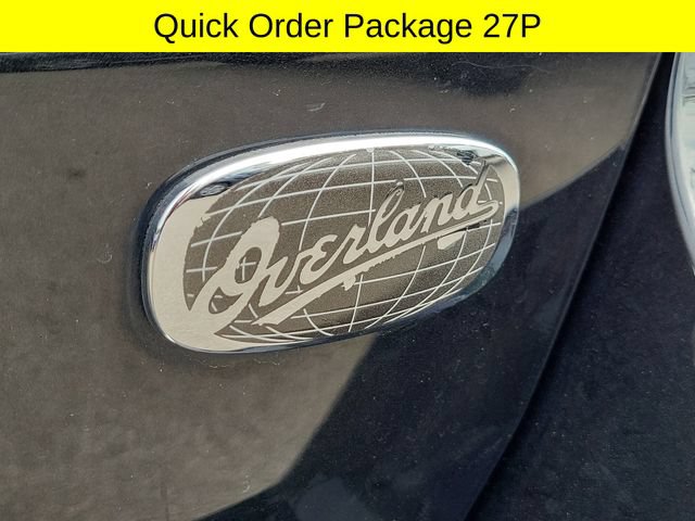 Used 2014 Jeep Grand Cherokee Overland w/ Advanced Technology Group AWD/4WD image 9