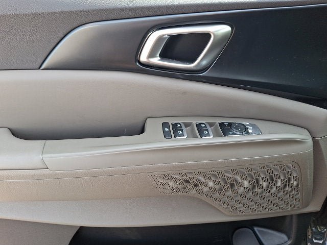 Used 2026 Kia Carnival FWD image 13