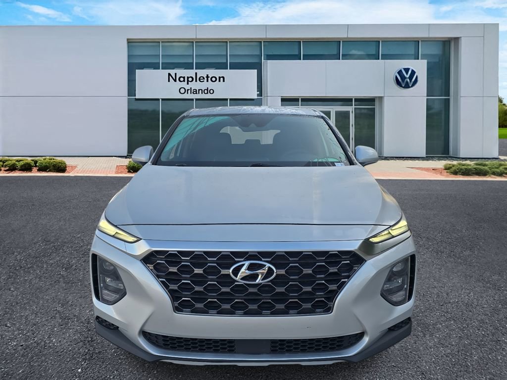 Used 2019 Hyundai Santa Fe SE image 2