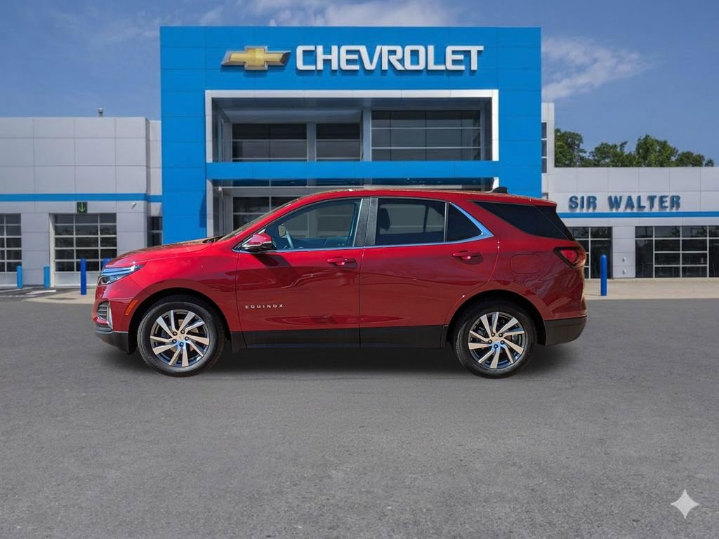 Used 2023 Chevrolet Equinox LT image 2