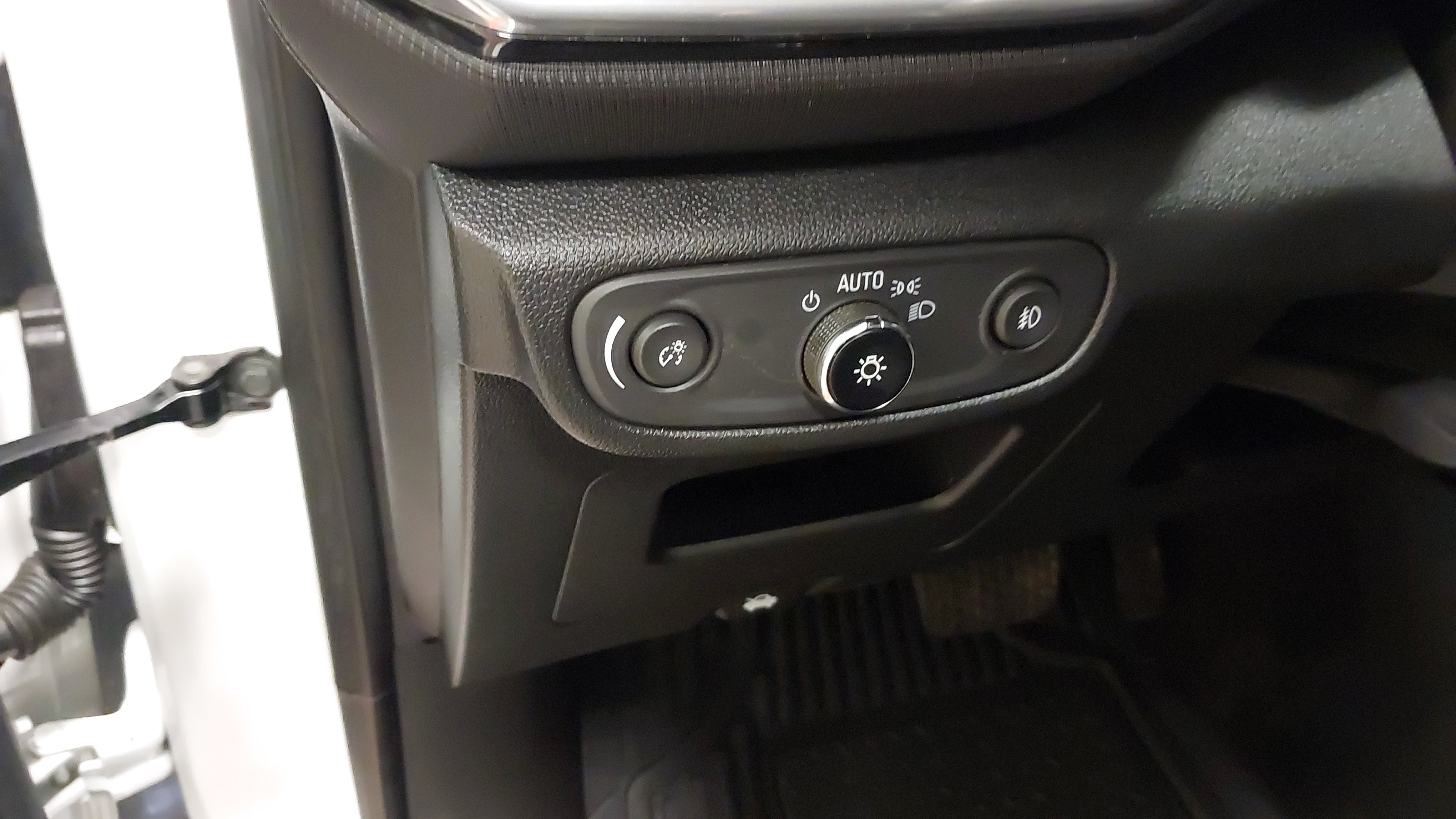 Certified 2023 Chevrolet TrailBlazer LT w/ Convenience Package FWD image 23