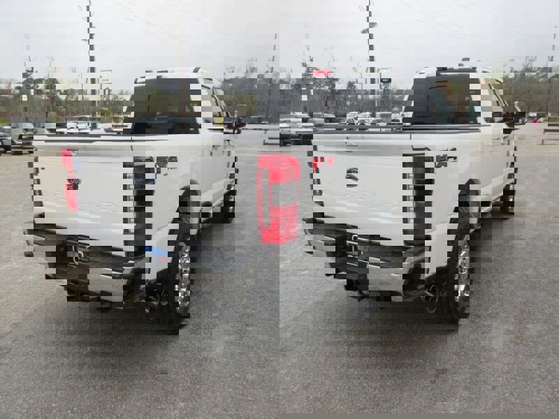 New 2026 Ford F250 Lariat w/ Lariat Ultimate Package image 5