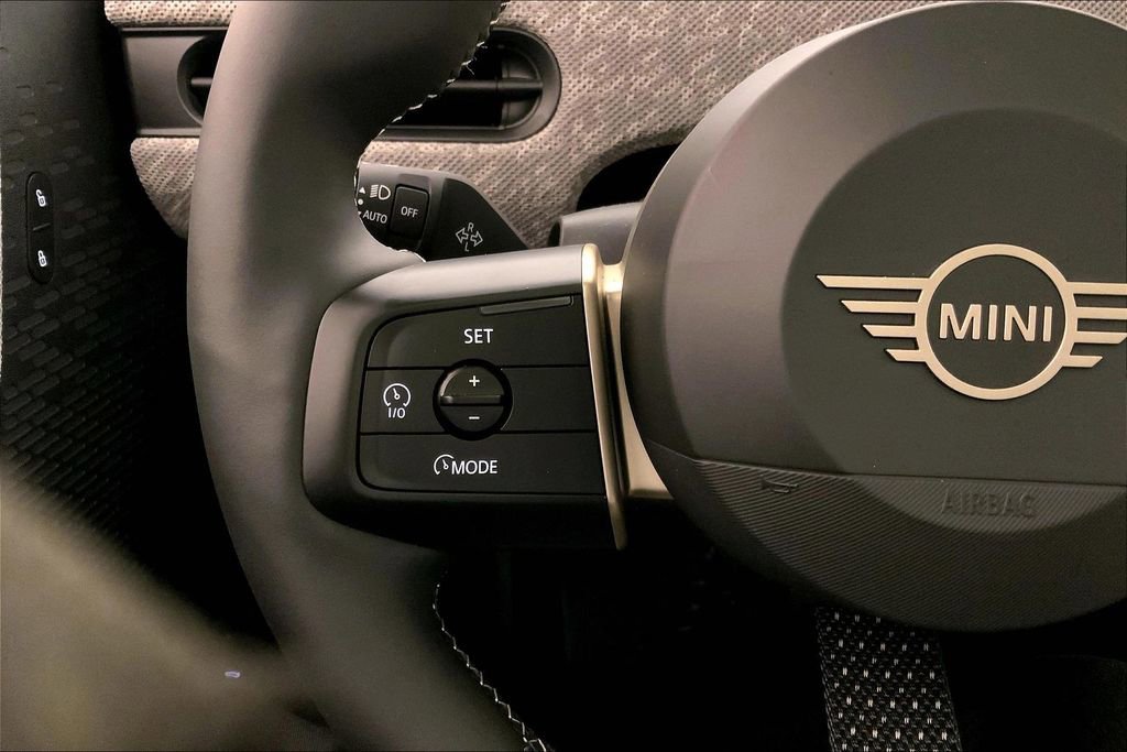 Used 2025 MINI Cooper S image 18