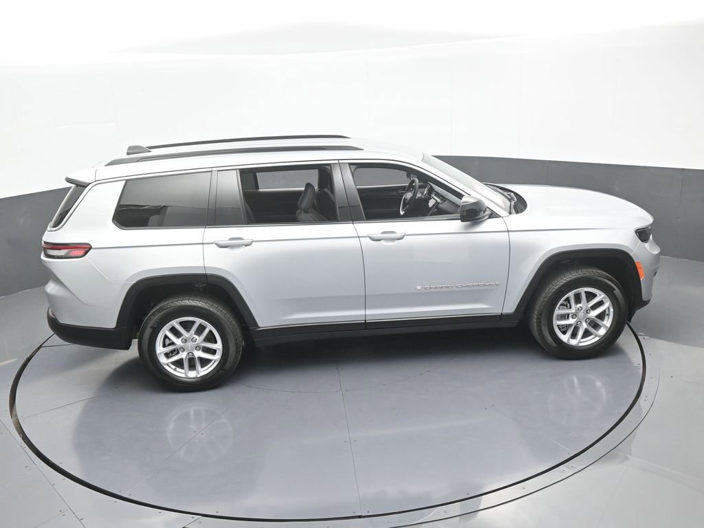Used 2024 Jeep Grand Cherokee L Laredo w/ Luxury Tech Group I image 54
