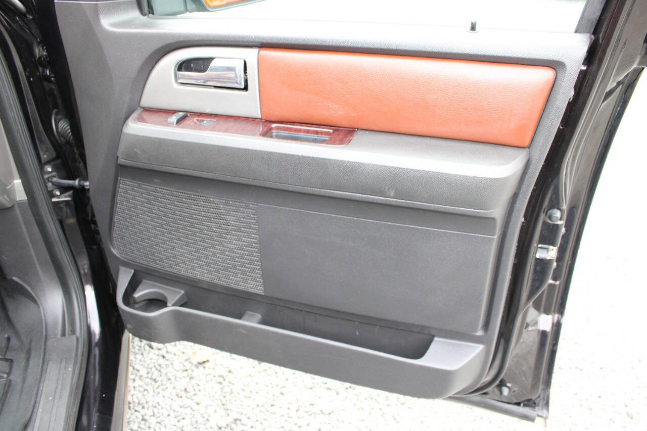 Used 2013 Ford Expedition EL King Ranch image 24