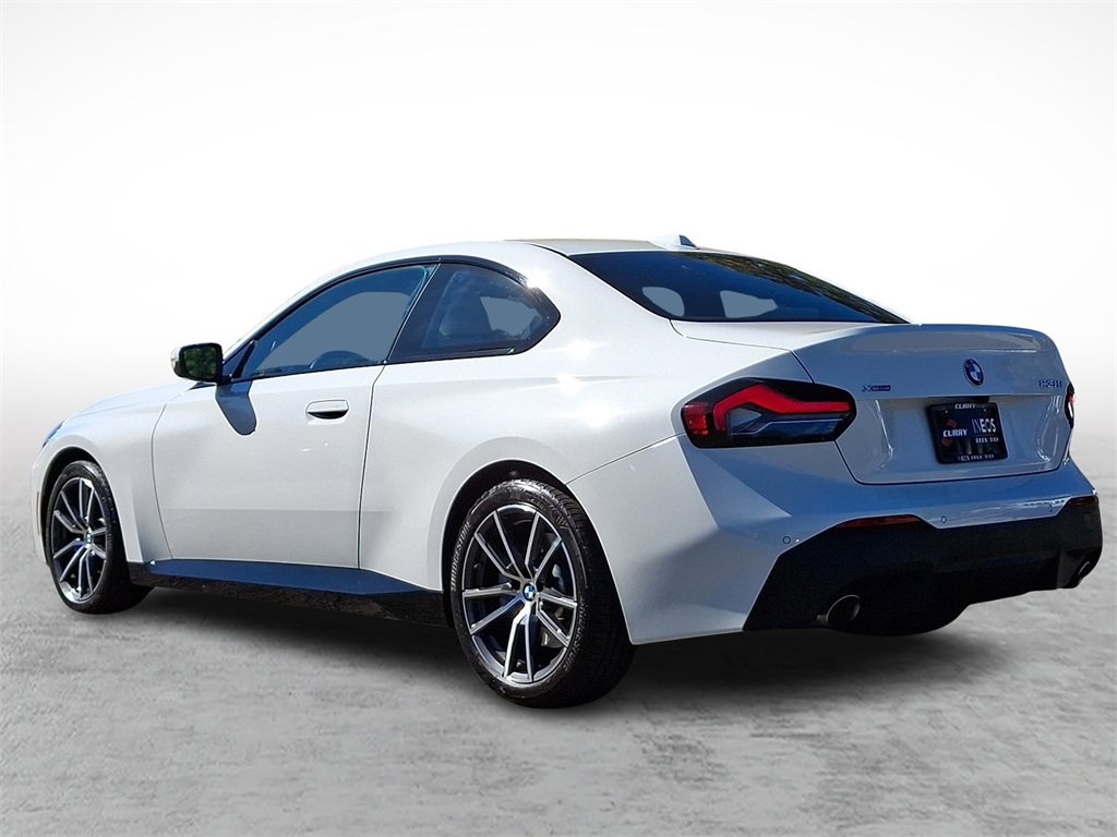 Used 2023 BMW 230i xDrive Coupe w/ Premium Package image 6
