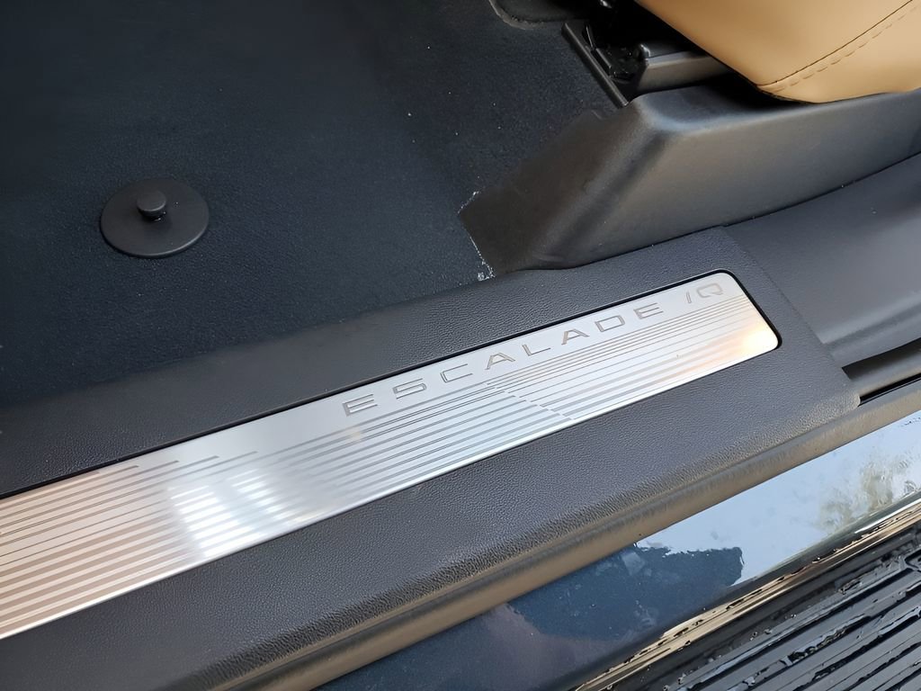 New 2026 Cadillac Escalade IQL Sport 2 AWD/4WD image 36