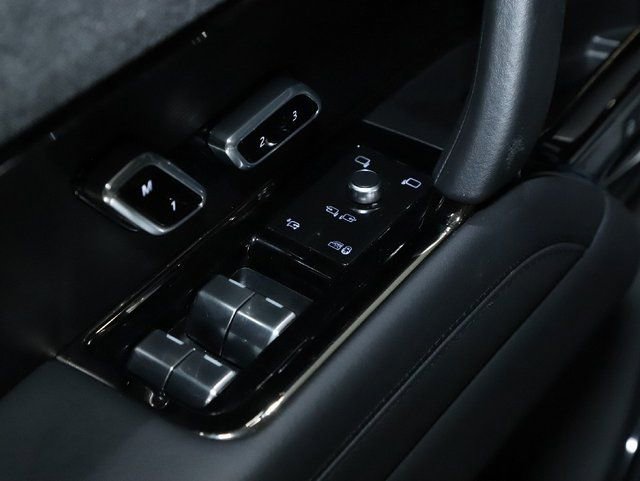 Certified 2023 Land Rover Range Rover Sport SE image 31