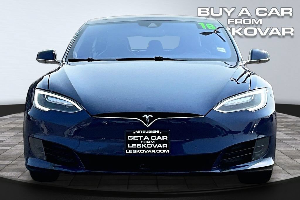 Used 2016 Tesla Model S 60D AWD/4WD image 3