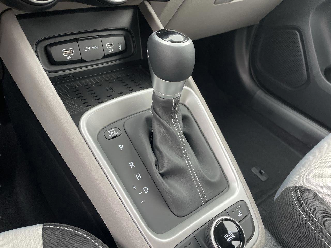 New 2026 Hyundai Venue SEL FWD image 33