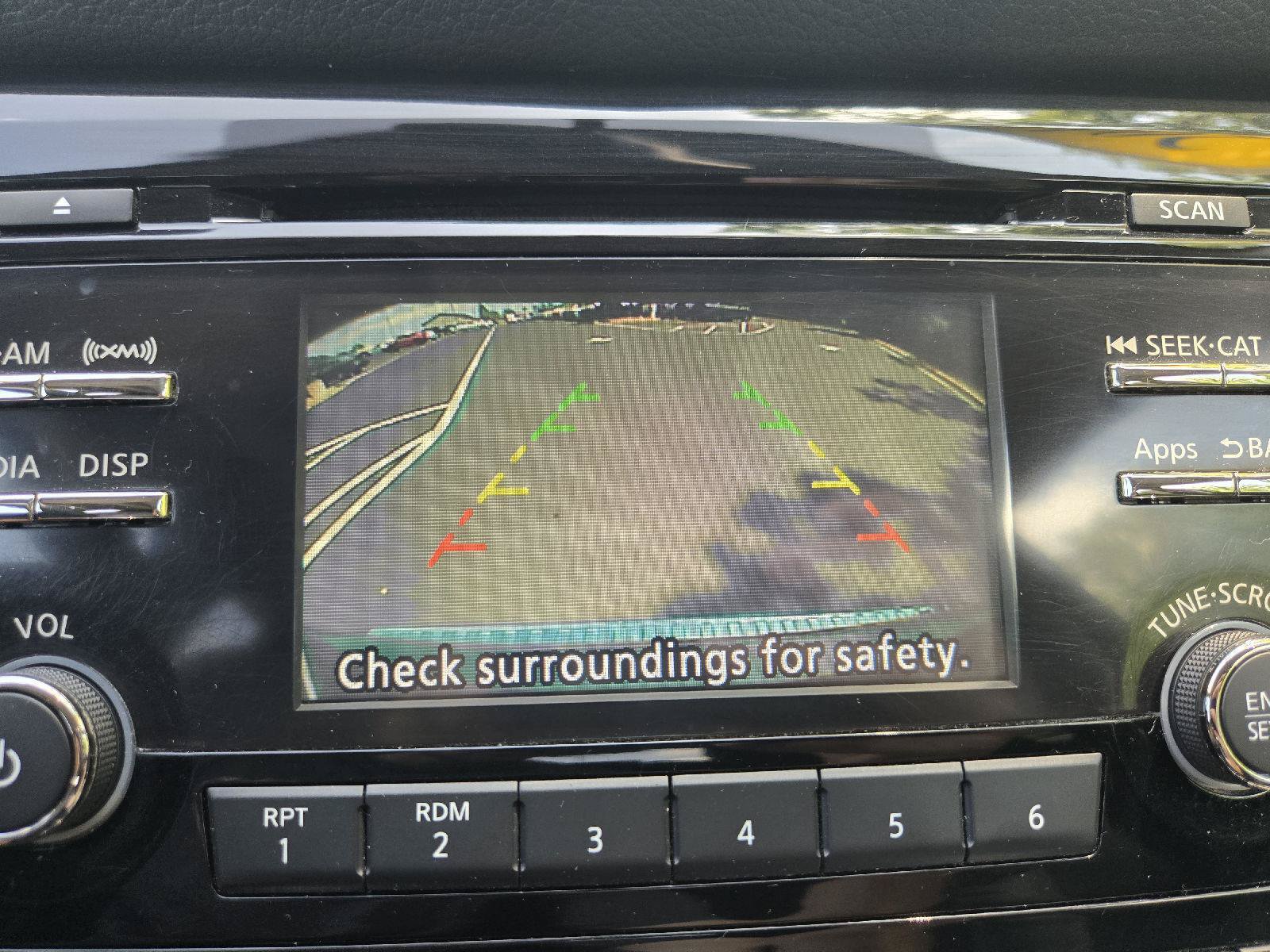 Used 2015 Nissan Rogue SV w/ SV Moonroof Package FWD image 19
