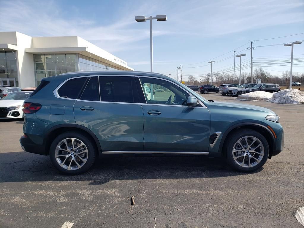 New 2026 BMW X5 xDrive40i image 3