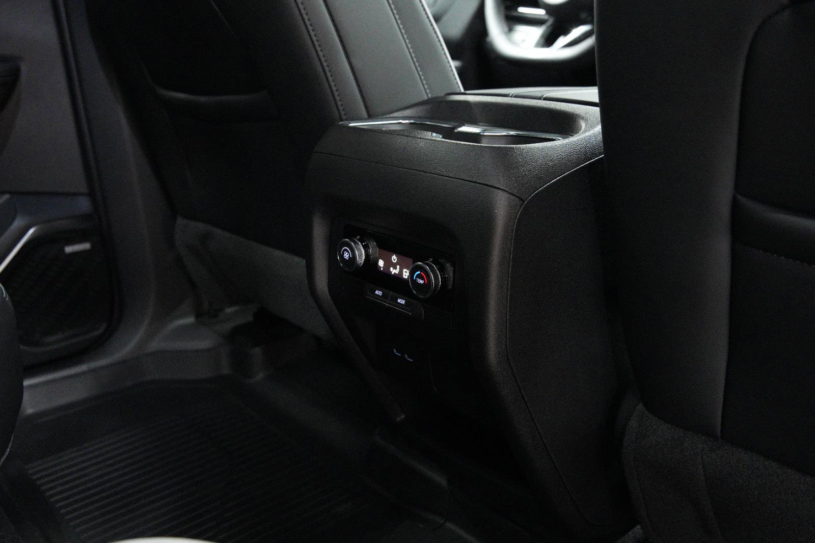 New 2026 Buick Enclave Sport Touring w/ LPO, Floor Liner Package image 18