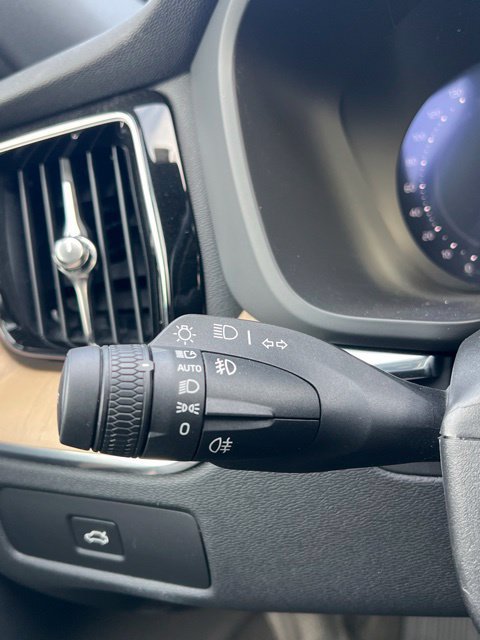 Used 2026 Volvo XC60 B5 Plus AWD/4WD image 14