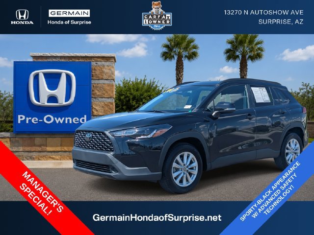 Used 2024 Toyota Corolla Cross LE FWD image 1