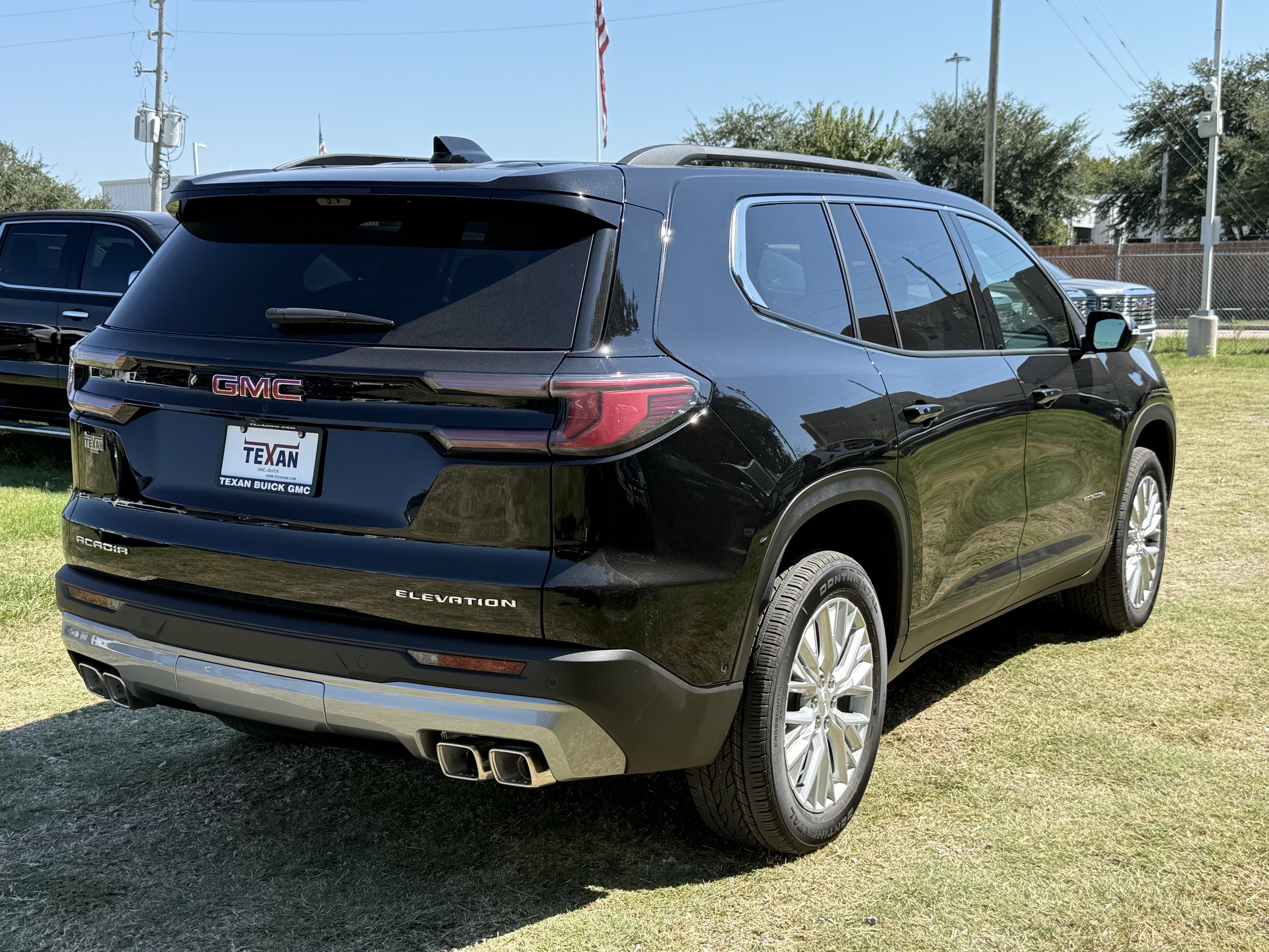 New 2026 GMC Acadia Elevation w/ Super Cruise Package FWD image 5