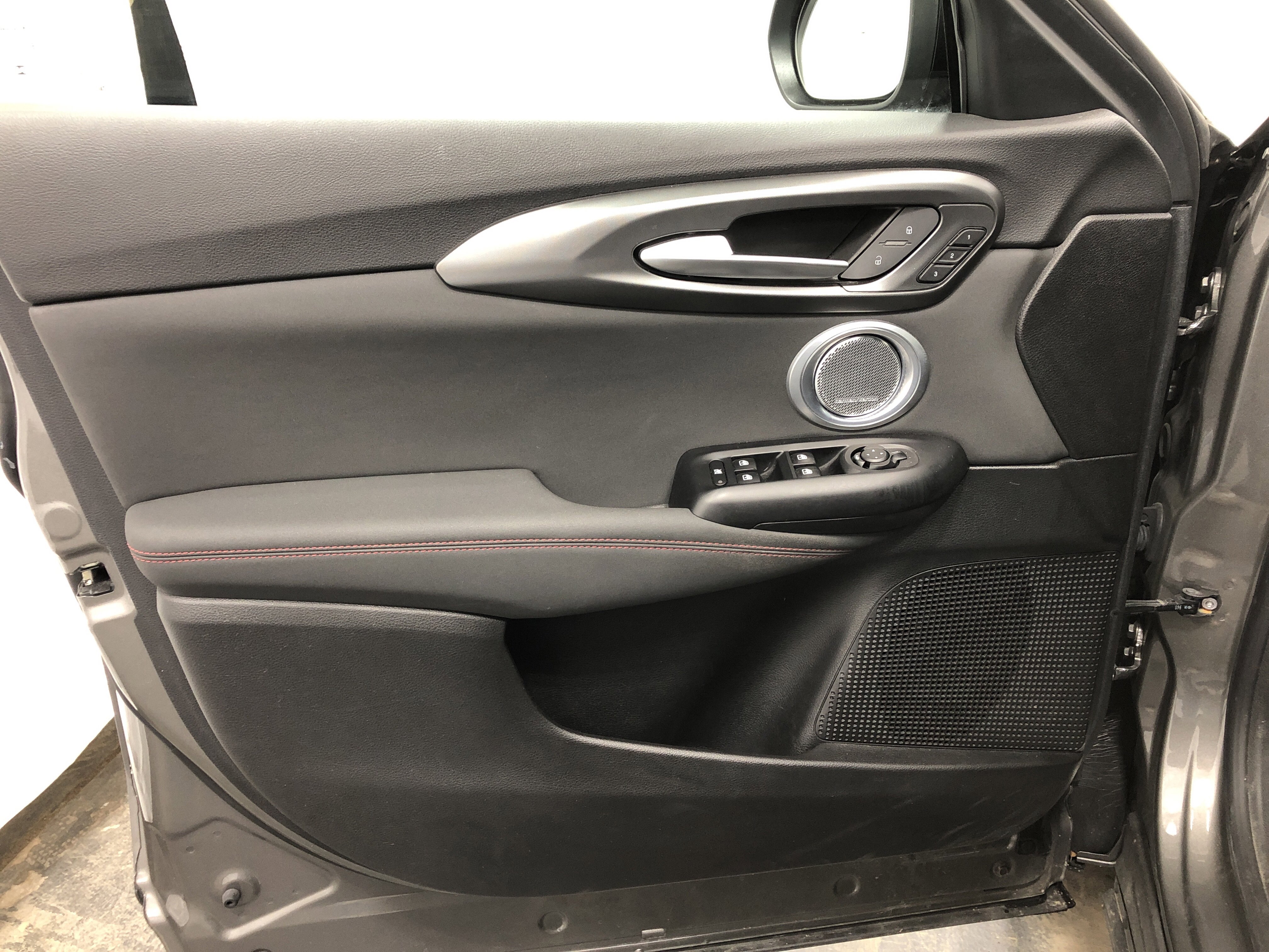 Certified 2024 Dodge Hornet GT image 19