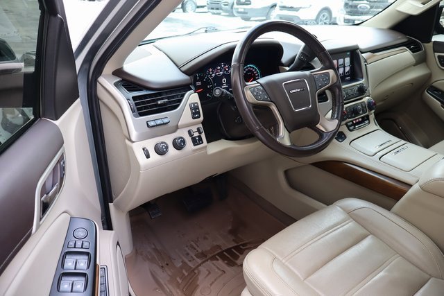 Used 2019 GMC Yukon Denali w/ Denali Ultimate Package image 4
