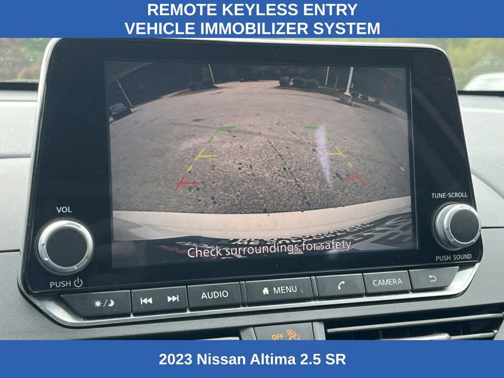 Used 2023 Nissan Altima 2.5 SR image 3