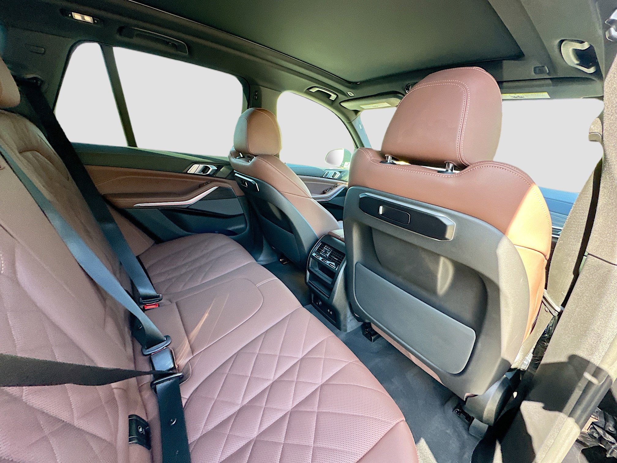 Used 2024 BMW X5 xDrive40i w/ Premium Package image 32