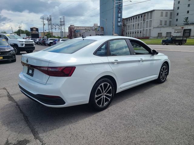 Used 2025 Volkswagen Jetta Sport FWD image 7