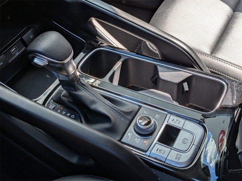 Certified 2022 Kia Telluride LX image 18