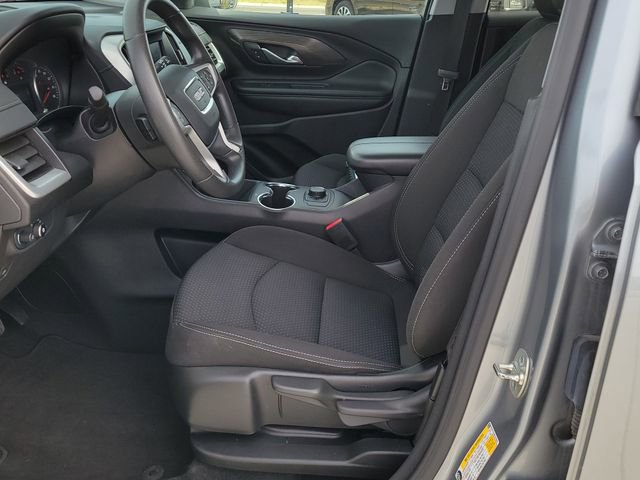 Used 2024 GMC Terrain SLE image 6