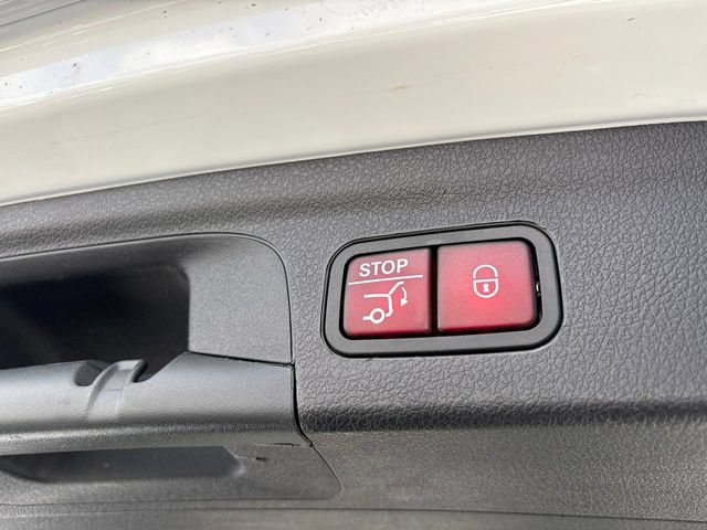 Used 2021 Mercedes-Benz GLE 350 4MATIC image 16