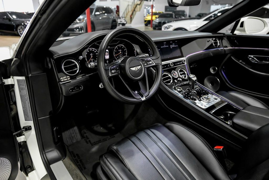 Used 2020 Bentley Continental GT image 8