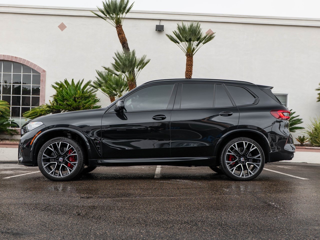 Used 2023 BMW X5 M Competition w/ Competition Package image 3