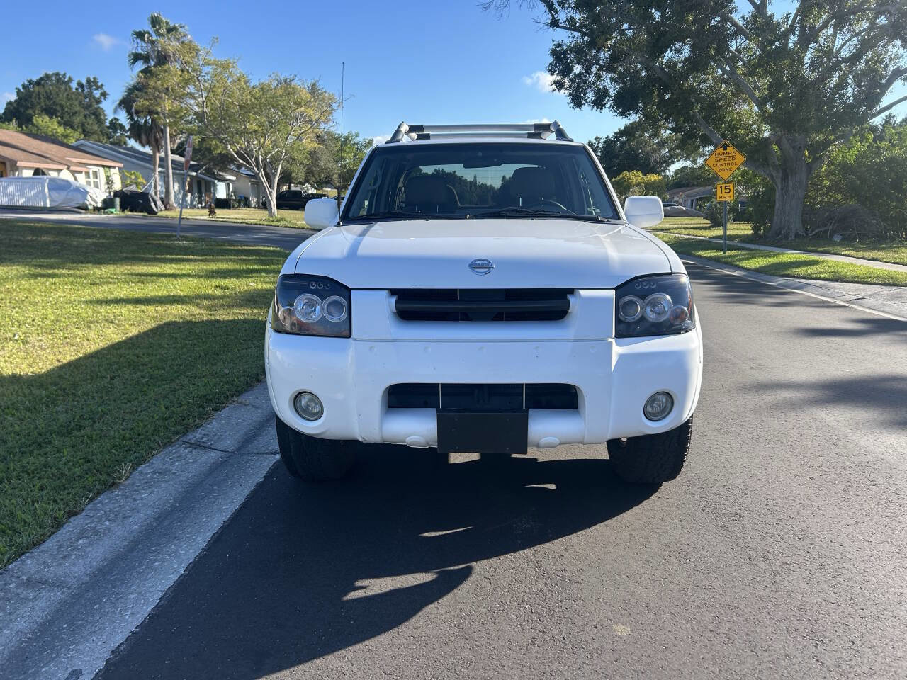 Used 2002 Nissan Frontier SE image 6