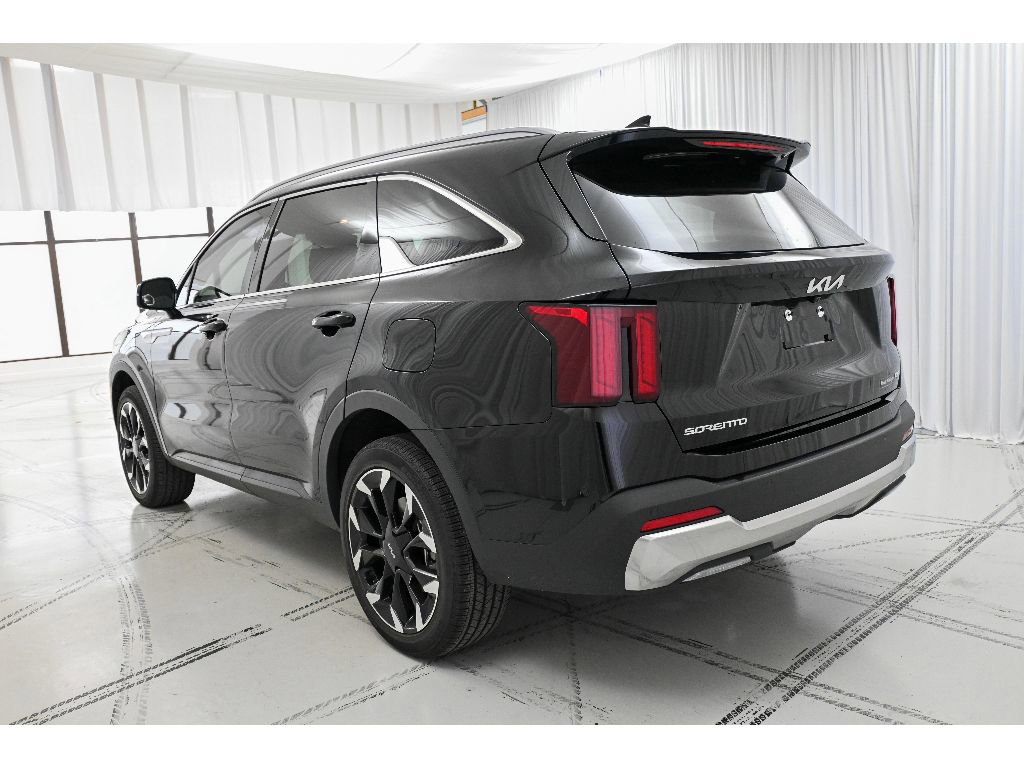 Used 2026 Kia Sorento EX image 5
