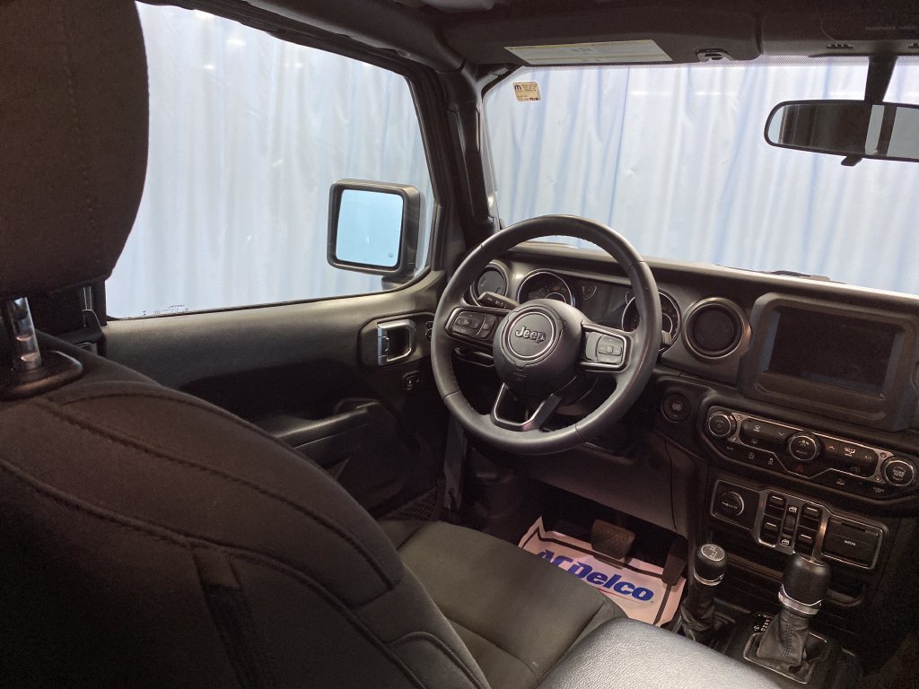 Used 2023 Jeep Wrangler Unlimited Sport AWD/4WD image 37