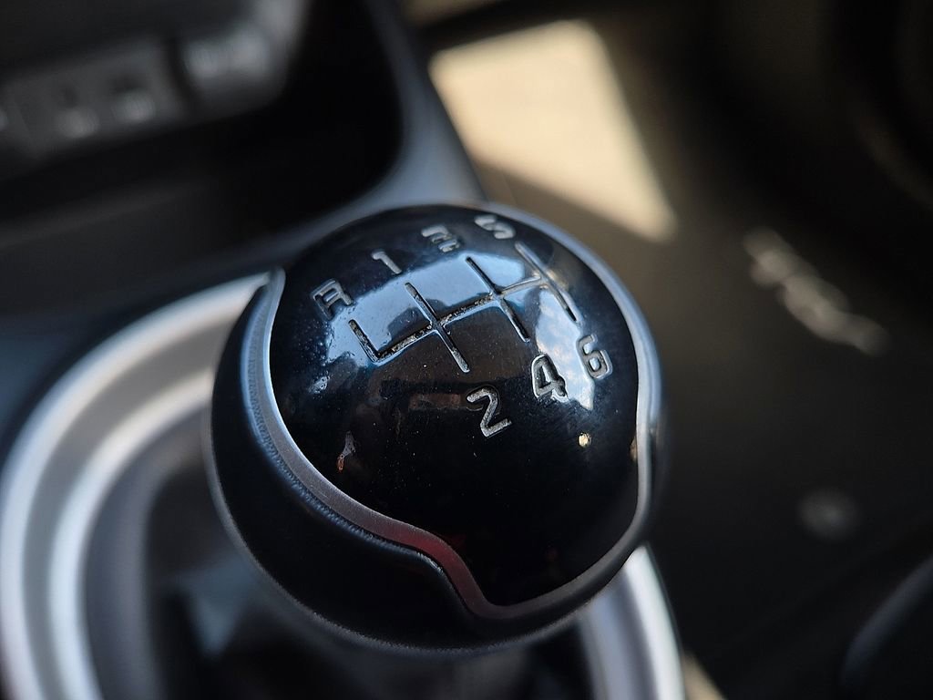 Used 2015 Kia Soul image 13