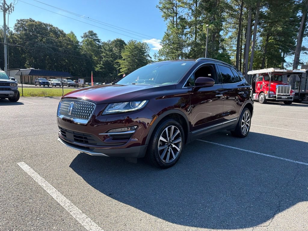 Used 2019 Lincoln MKC Reserve w/ MKC Climate Package AWD/4WD image 2